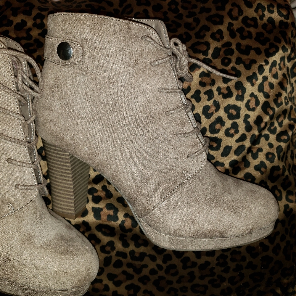 A.N.A stacked heel boots